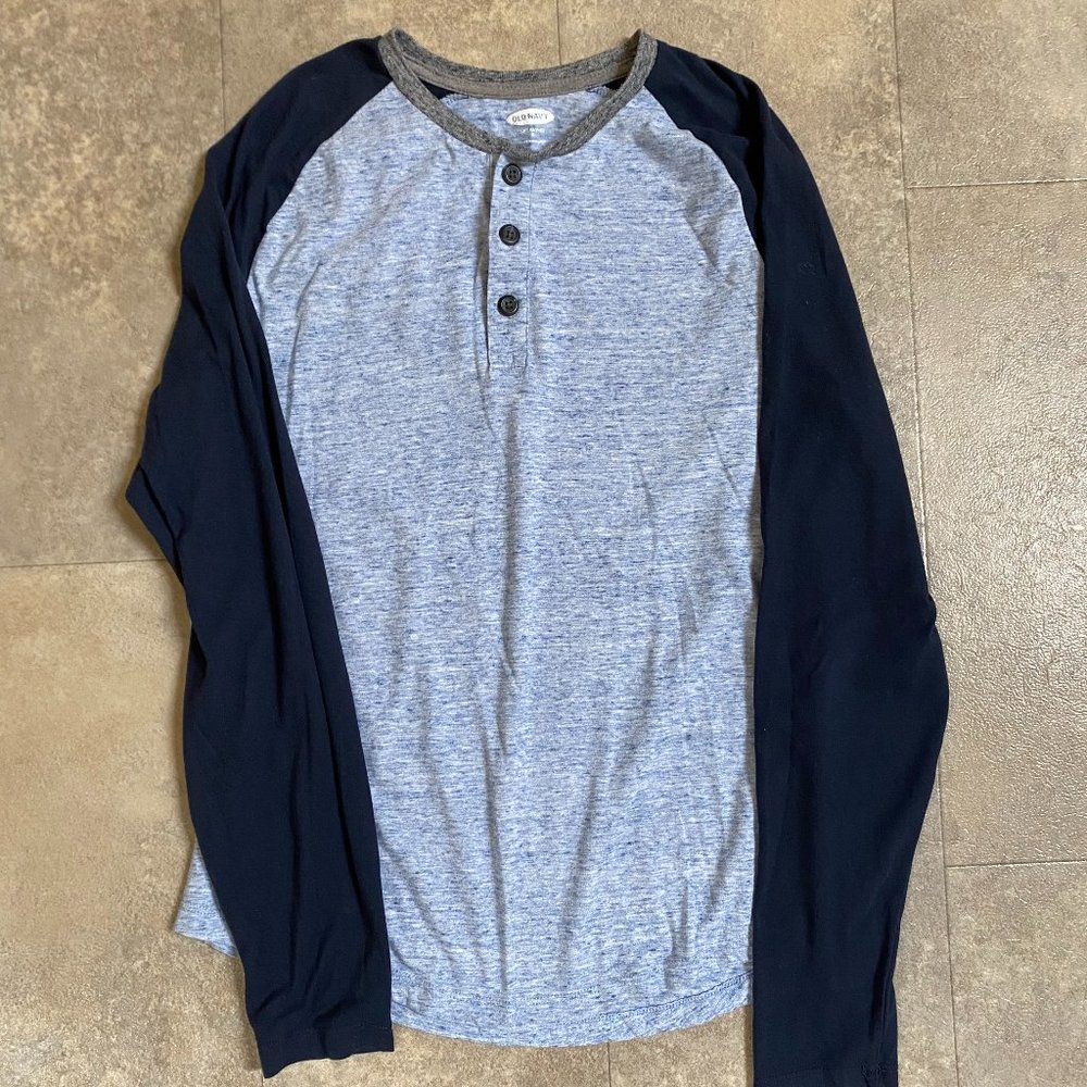 Old Navy Men's Small Raglan Henley Long Sleeve Shirt